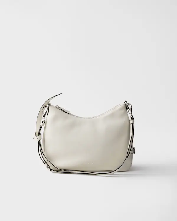 Prada Falten-Handtasche aus Leder mittel