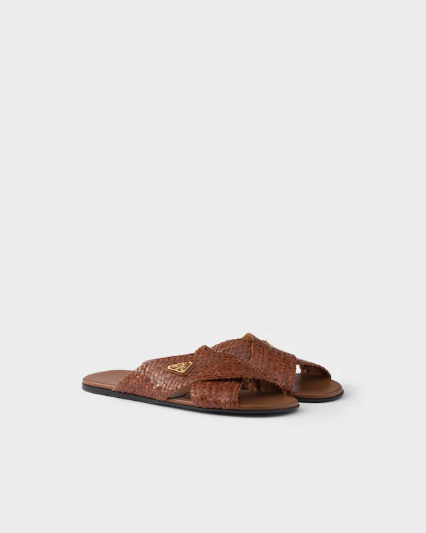 Lederne Crisscross-Slides