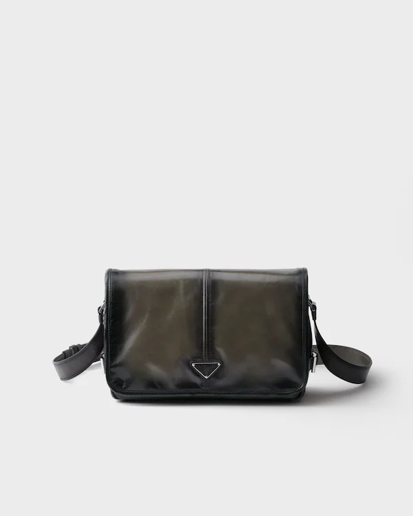 Schultertasche aus antikem Leder