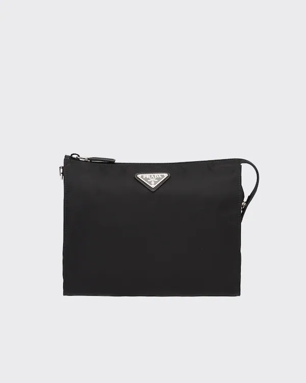 Necessaire aus Re-Nylon und Saffiano-Leder