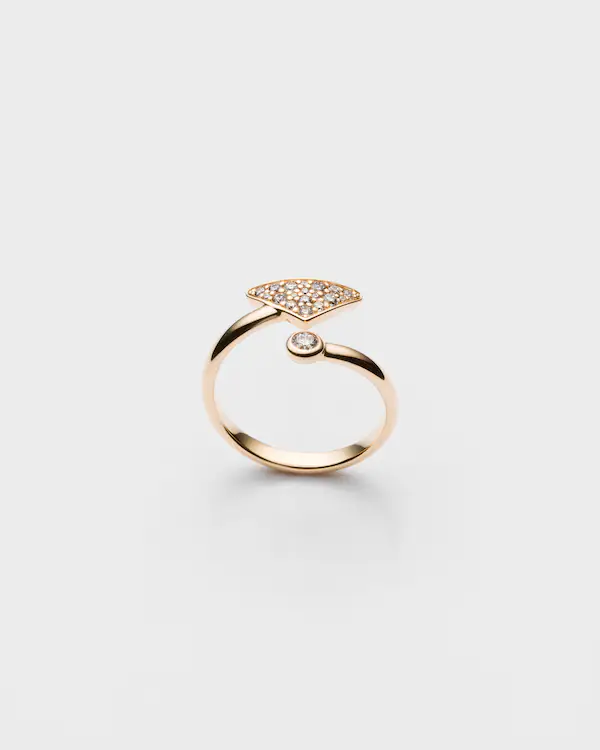 Eternal Gold Kontrarié Ring aus Gelbgold mit Diamanten