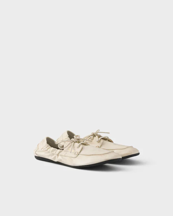 Shuffle antike Lederschuhe im Bootshaus-Stil