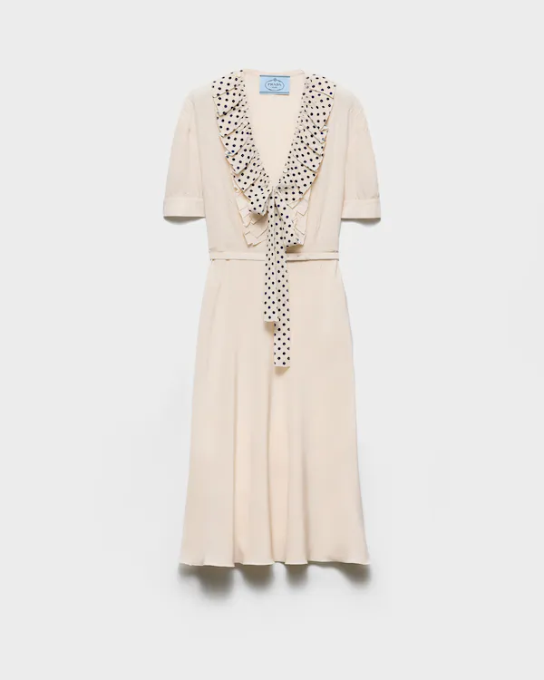 Besticktes Marokain-Kleid