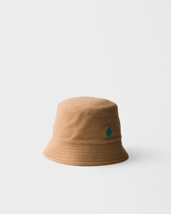 Alte Piqué-Buckethut