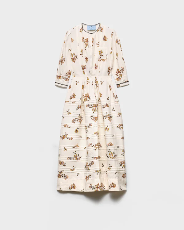 Langes bedrucktes Leinenkleid