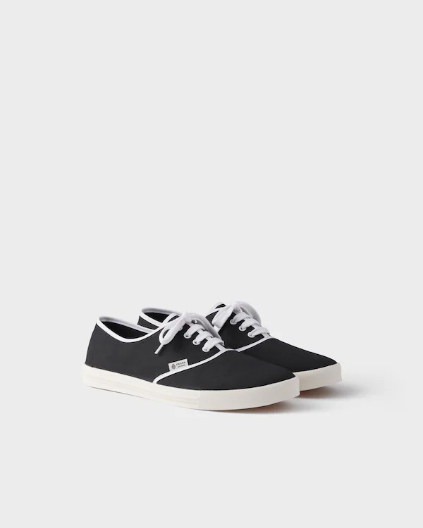 Sneaker aus Baumwollstoff