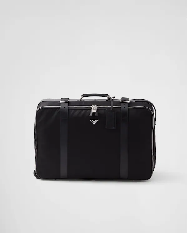 Kleinere Re-Nylon- und Saffiano-Ledertasche