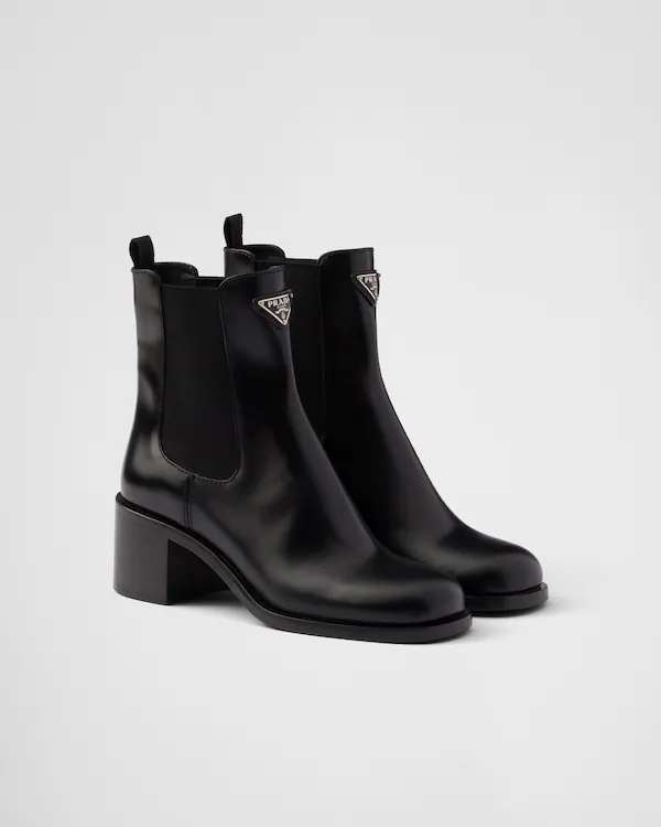 Gebürstete Lederstiefel